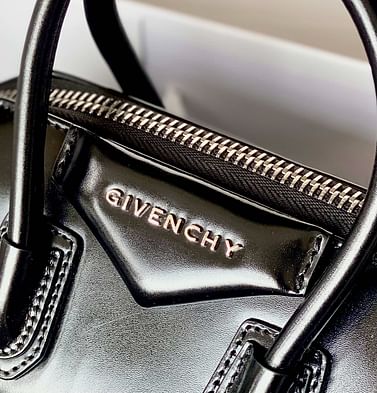 Antigona tote Givenchy 114900