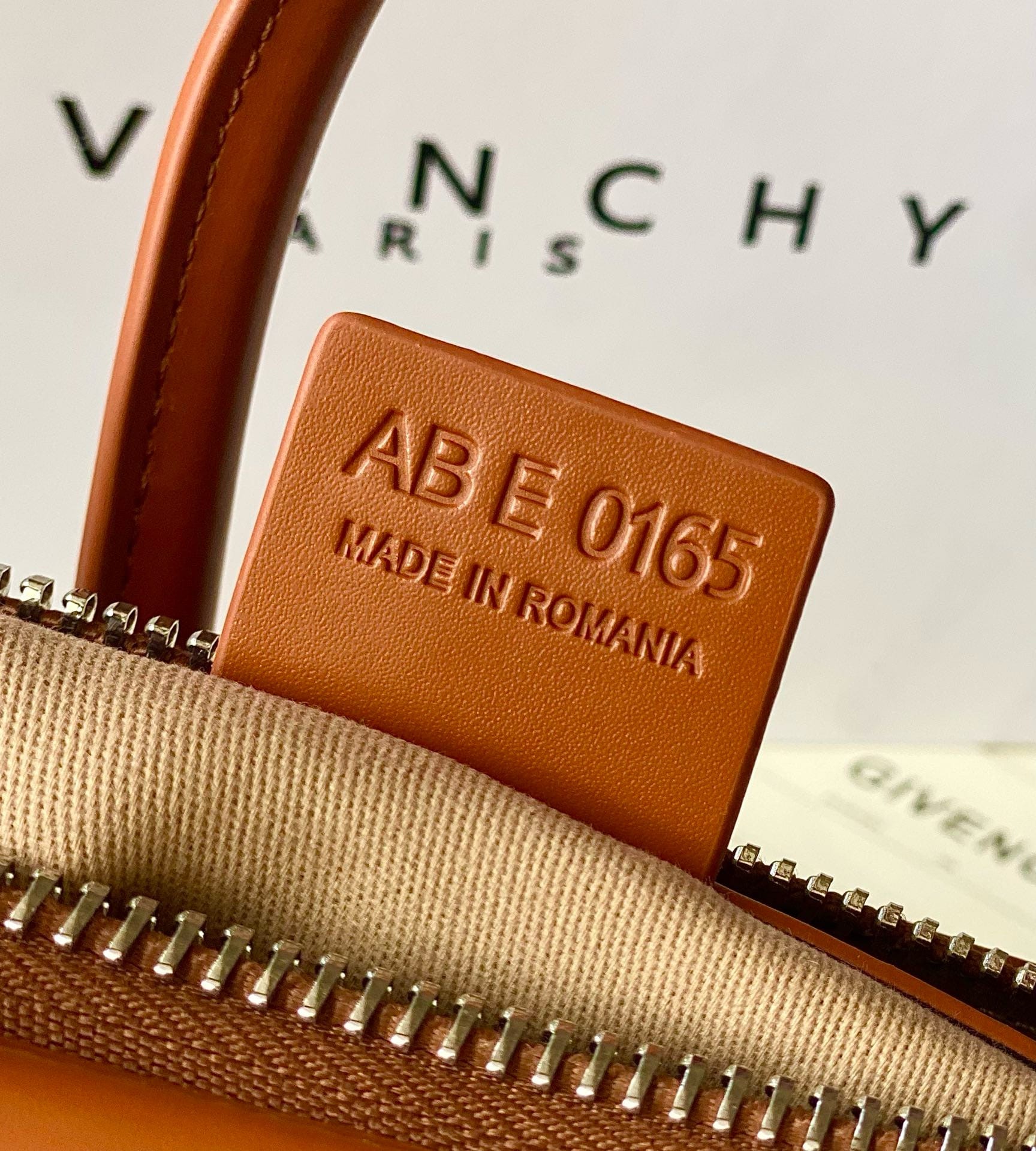 Antigona tote Givenchy 114900.2