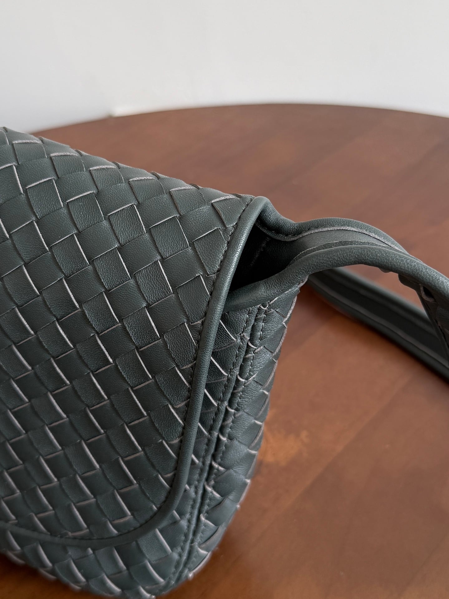 Veneto Flap Bottega Veneta 843836.A7