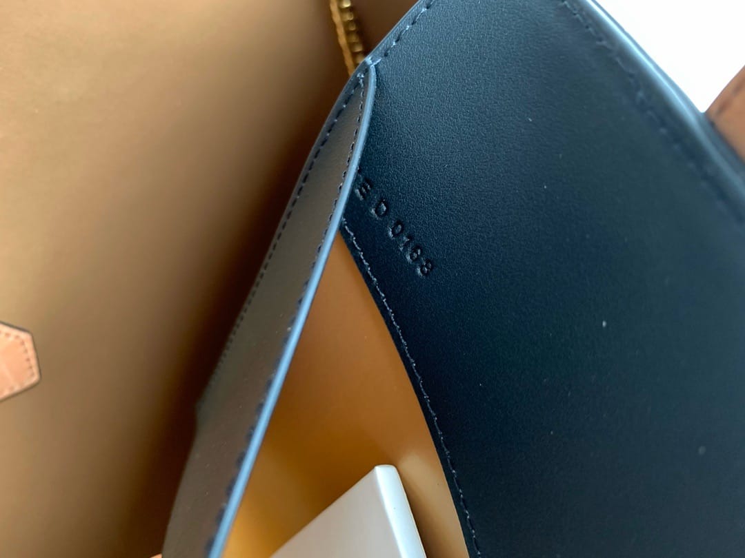 Shopper Givenchy 138