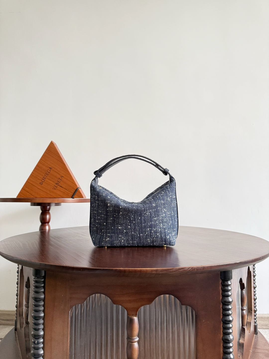 Wallace - белый Bottega Veneta 815689
