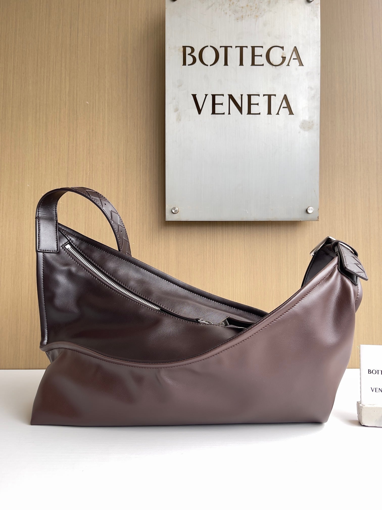 Zigzag - коричневый Bottega Veneta 787117
