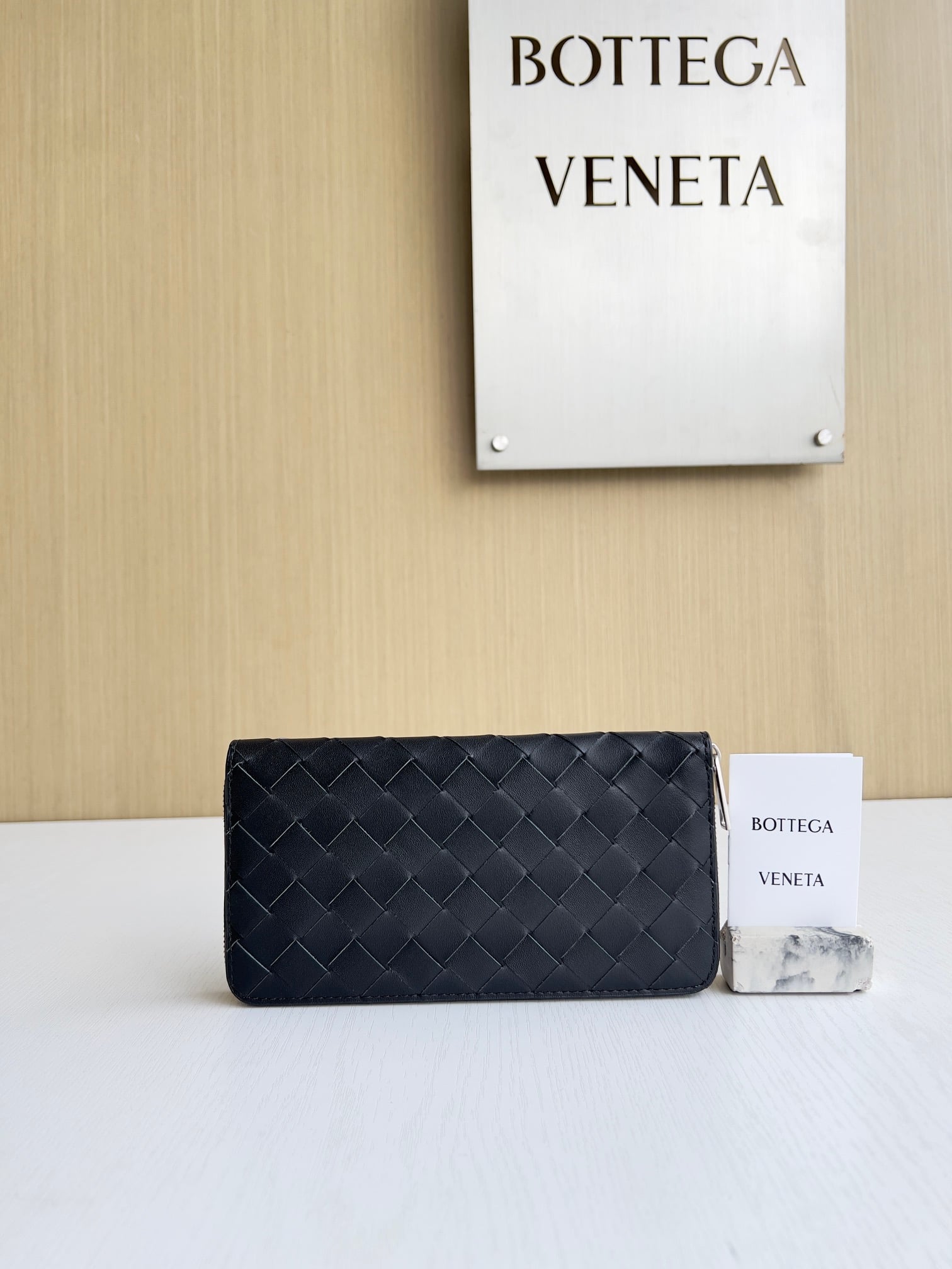 Zip Around Wallet Bottega Veneta 593217.A11