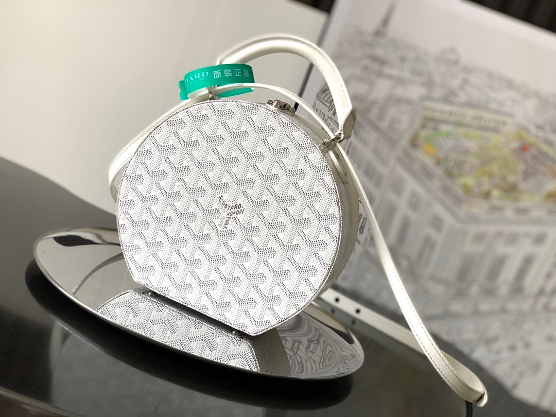 Alto - белый Goyard 8038.A5