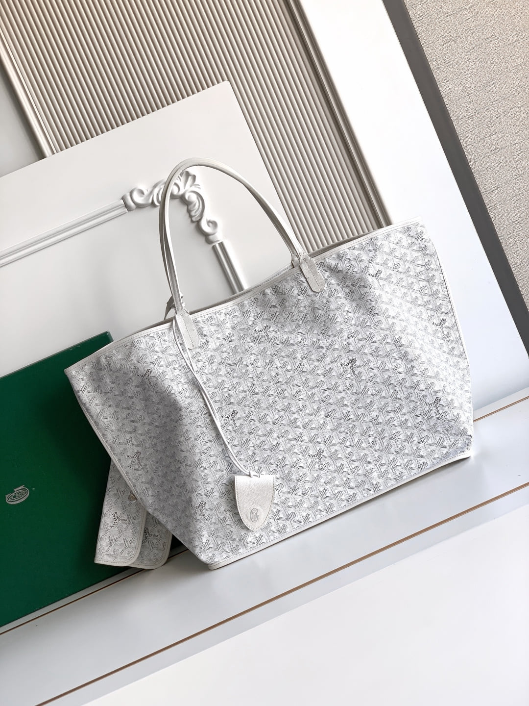 Anjou Goyard 6605.A4