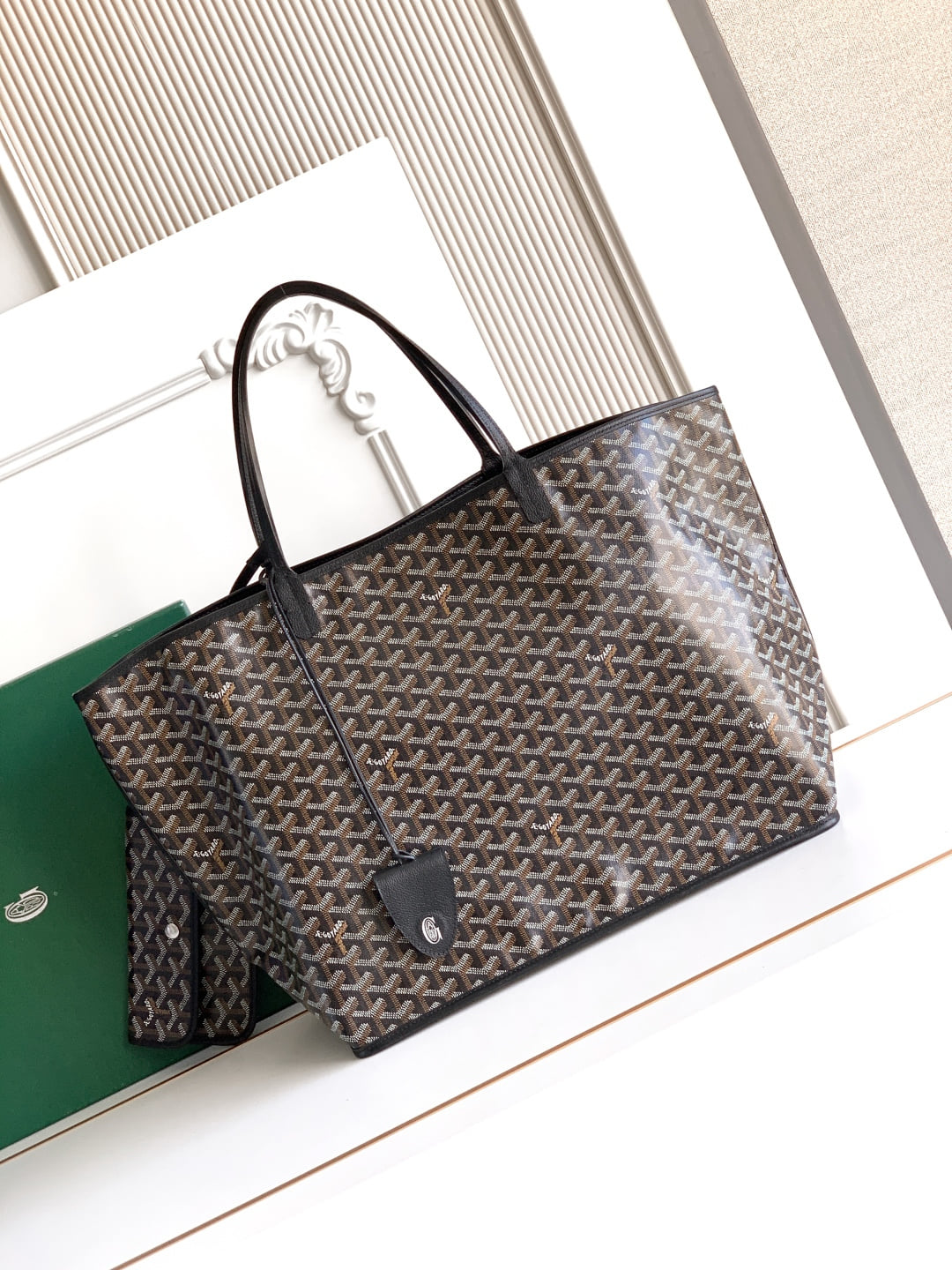 Anjou Goyard 6605.A8