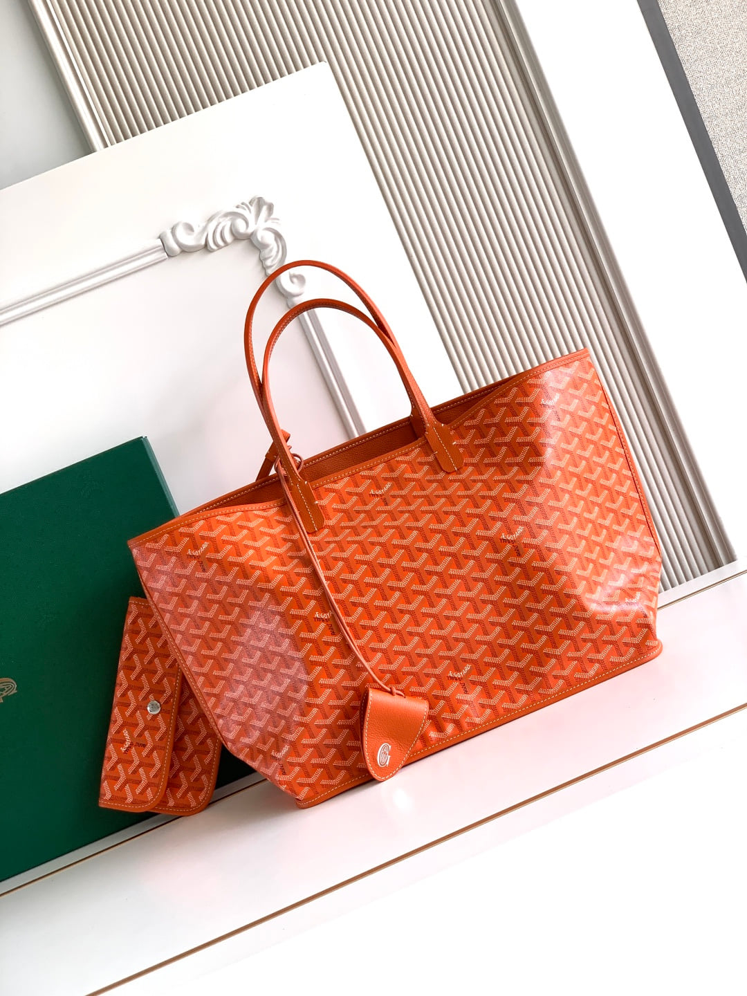 Anjou - оранжевый Goyard 6604.A11