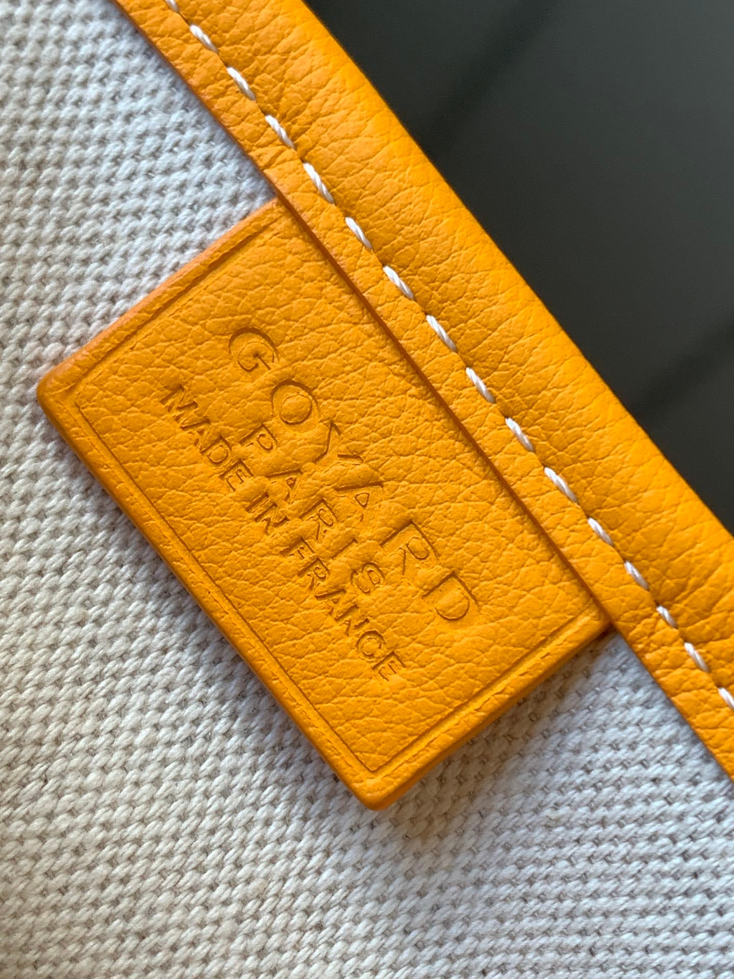 Anjou Mini - желтый Goyard 020157.A7