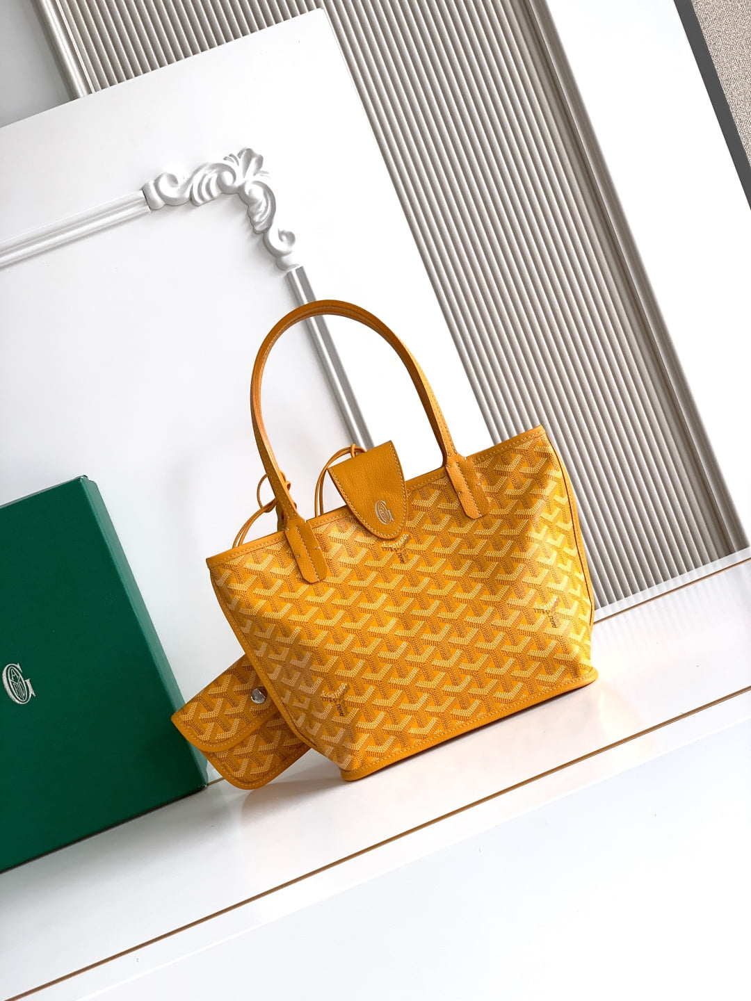 Anjou Mini - желтый Goyard S5503.A2