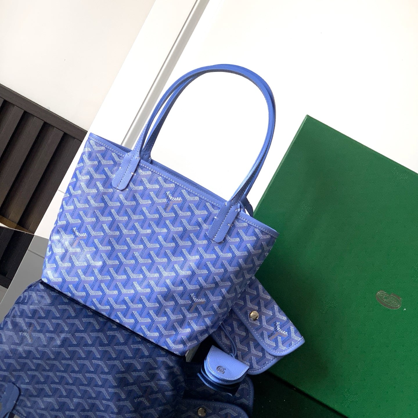 Anjou Mini - фиолетовый ирис Goyard 2322.A22