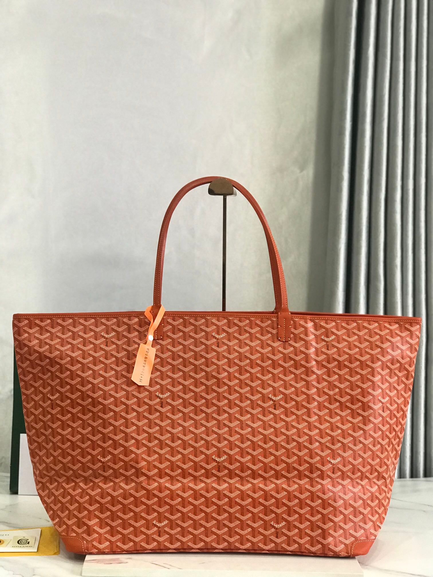 Artois PM Goyard 020186-1.A2