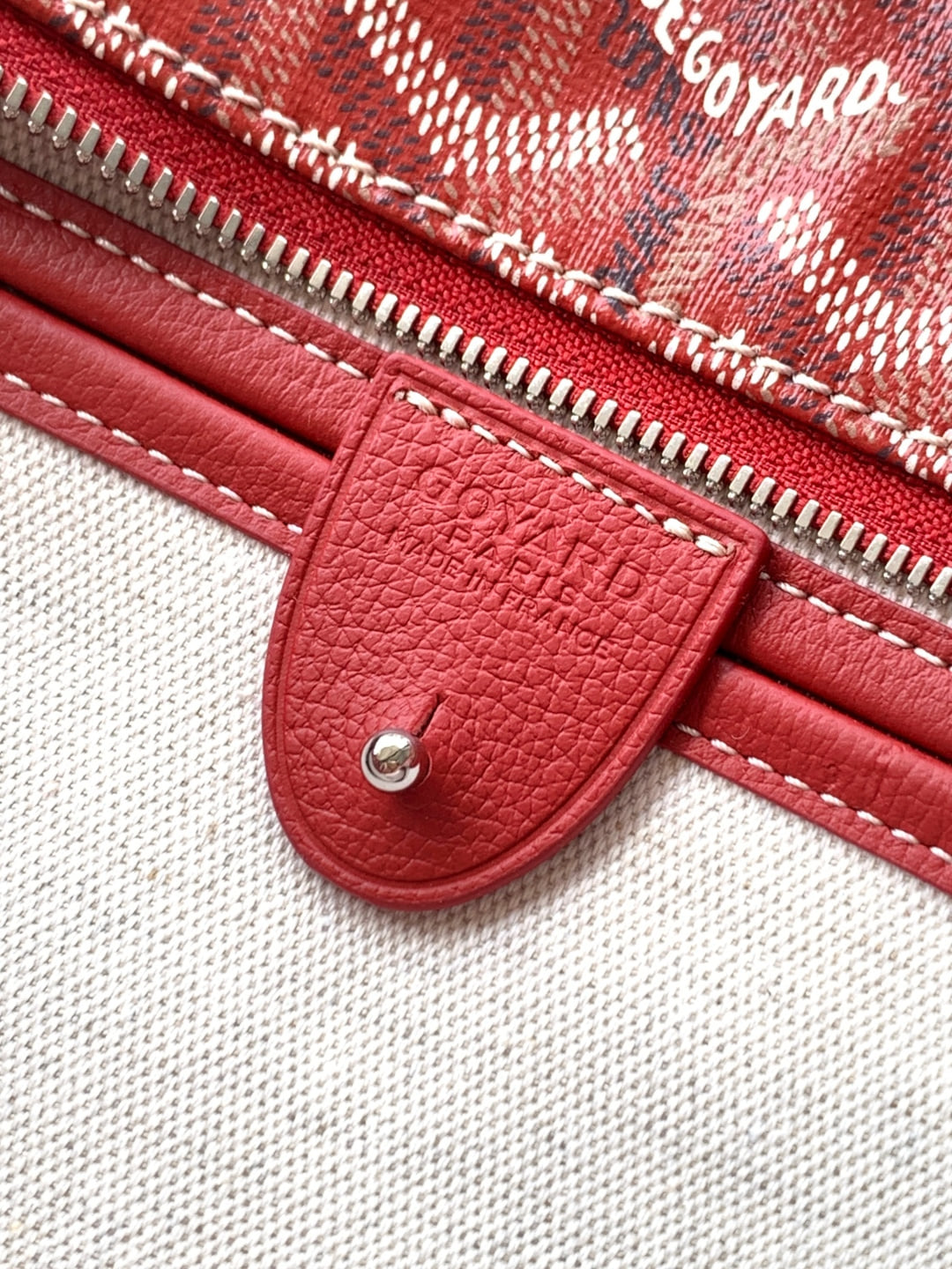 Artois PM Goyard GY-84884918.A4