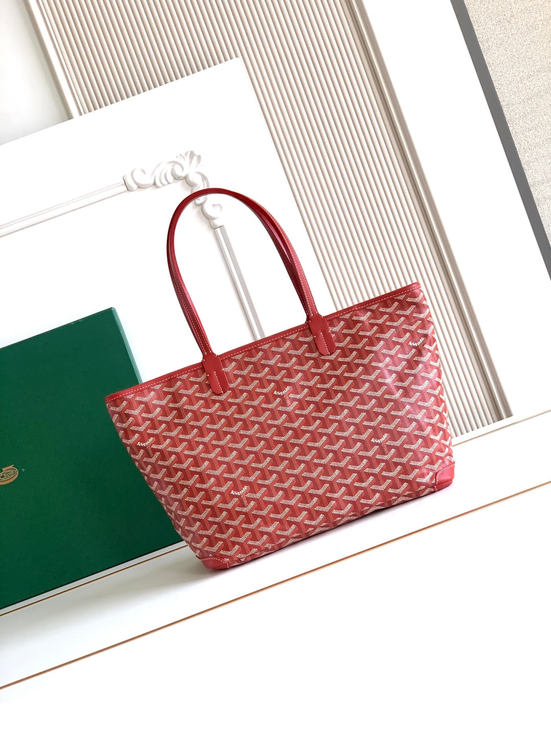Artois PM Goyard GY-84884918.A4