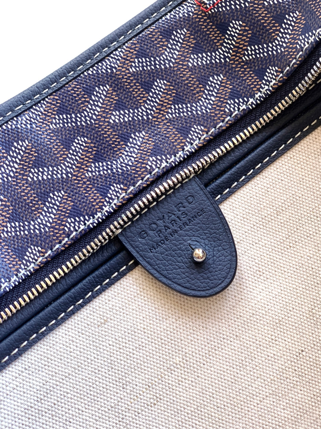 Artois PM Goyard GY-84884918.A8