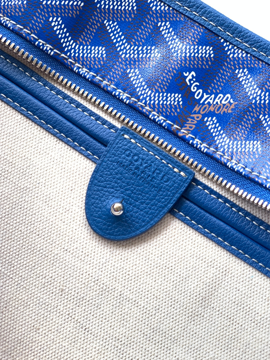 Artois PM Goyard GY-84884918.A10