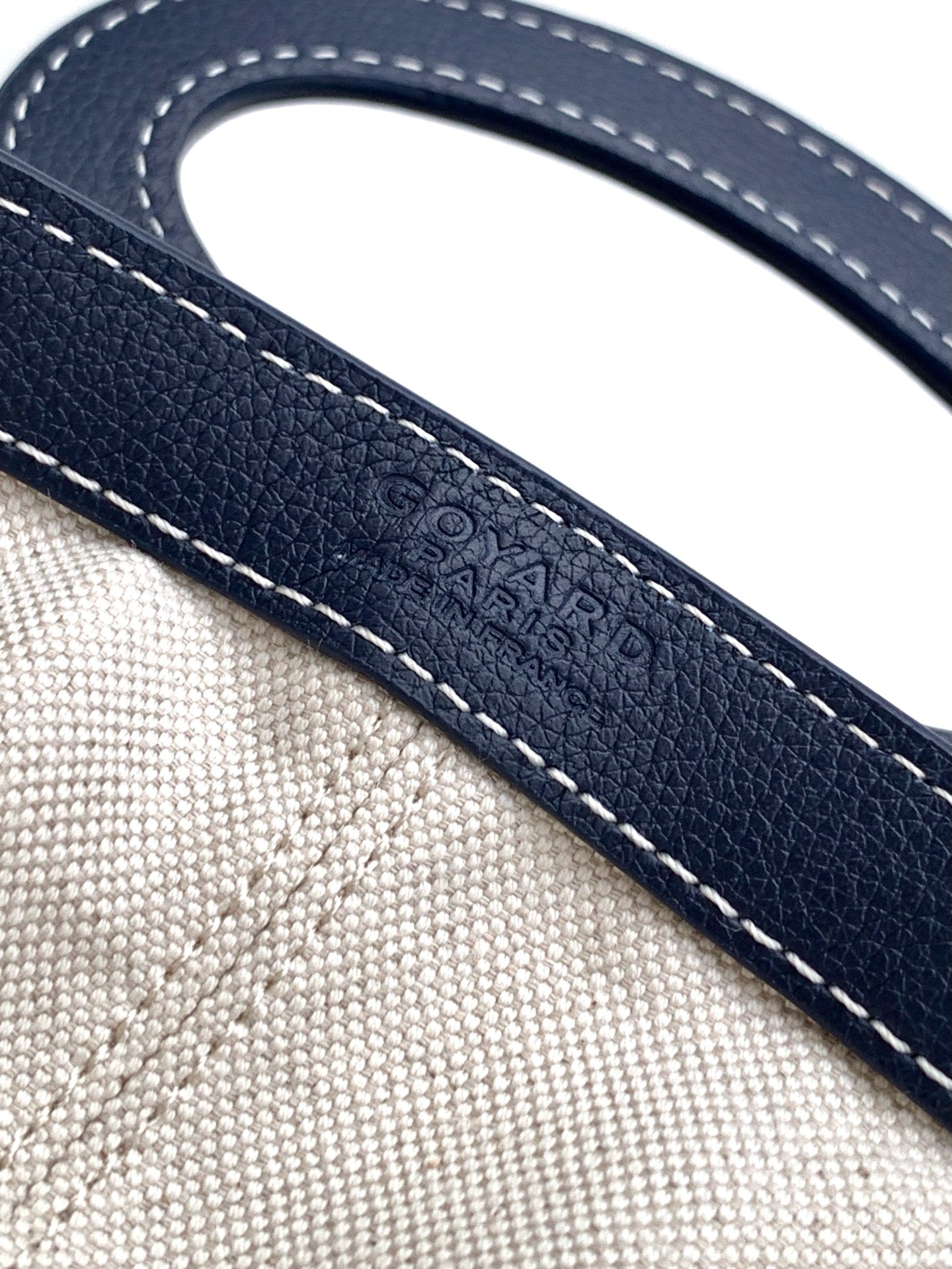 Beluga Goyard 8070.A2