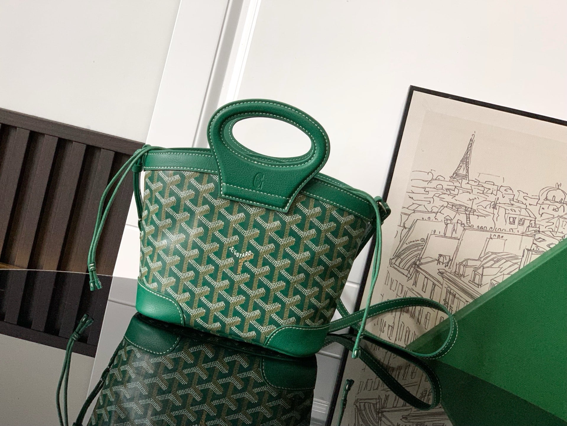 Beluga - зеленый Goyard 8070.A7