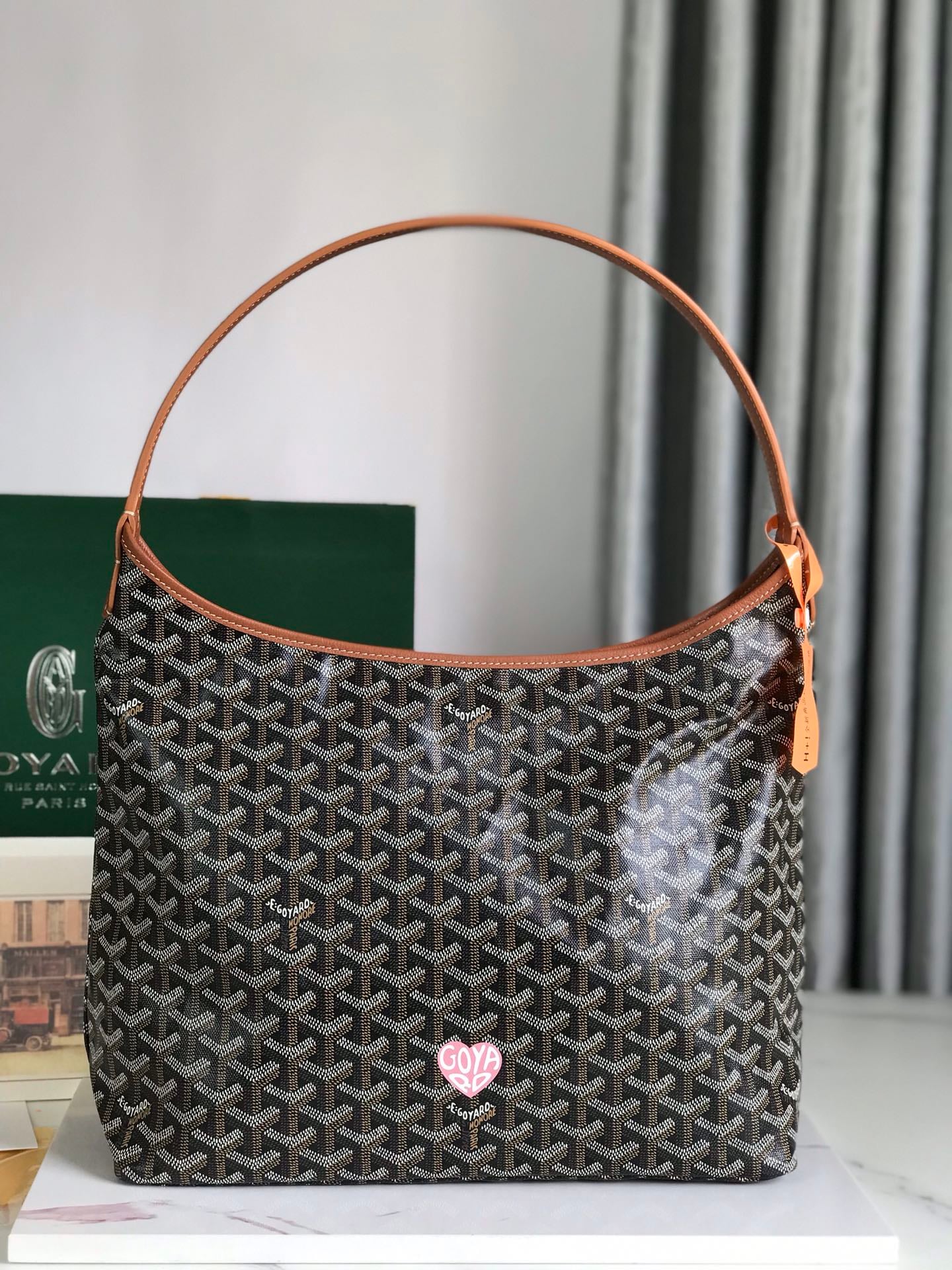Bohème Hobo Goyard 020223.A28