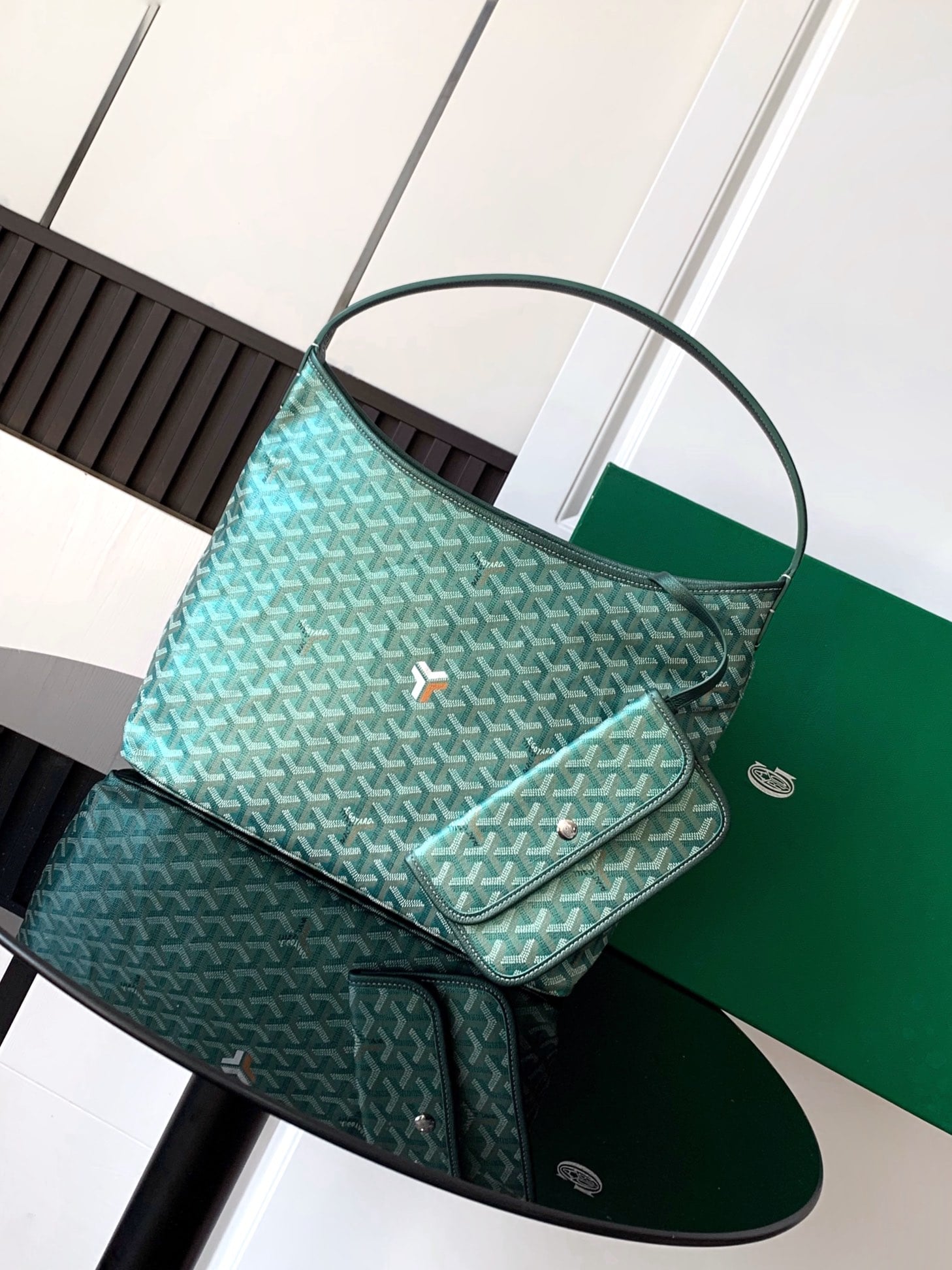 Bohème Hobo - перламутровый Goyard 020223.A3
