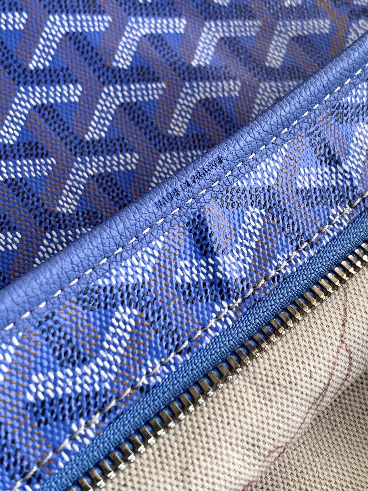 Bohème Hobo - фиолетовый ирис Goyard 020223.A7