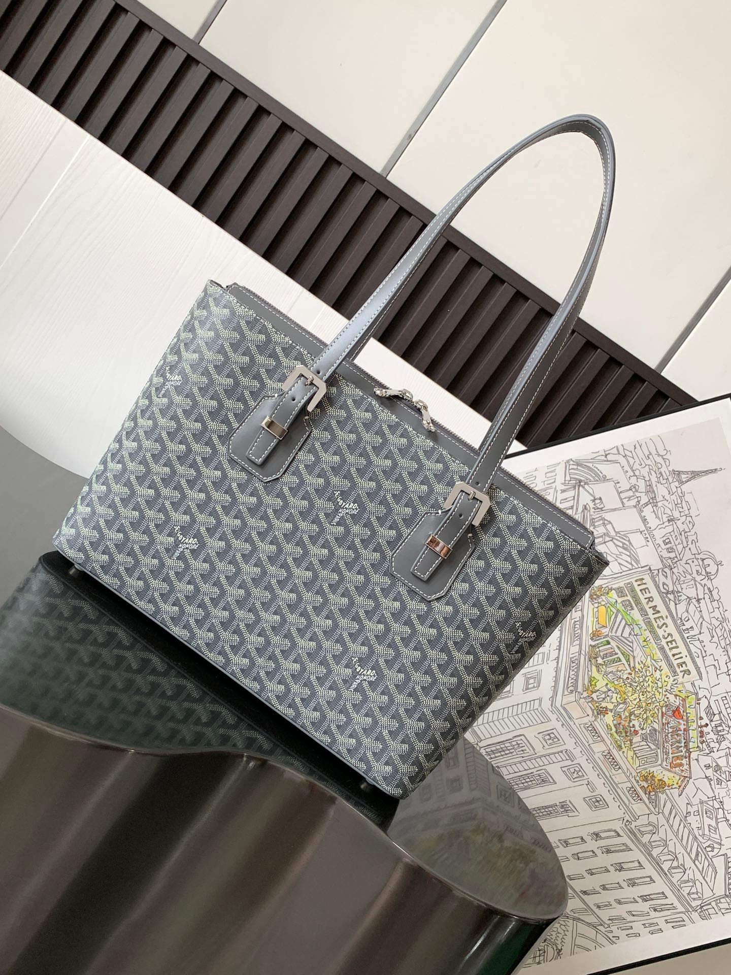 Briefcase - серый Goyard 026698.A6