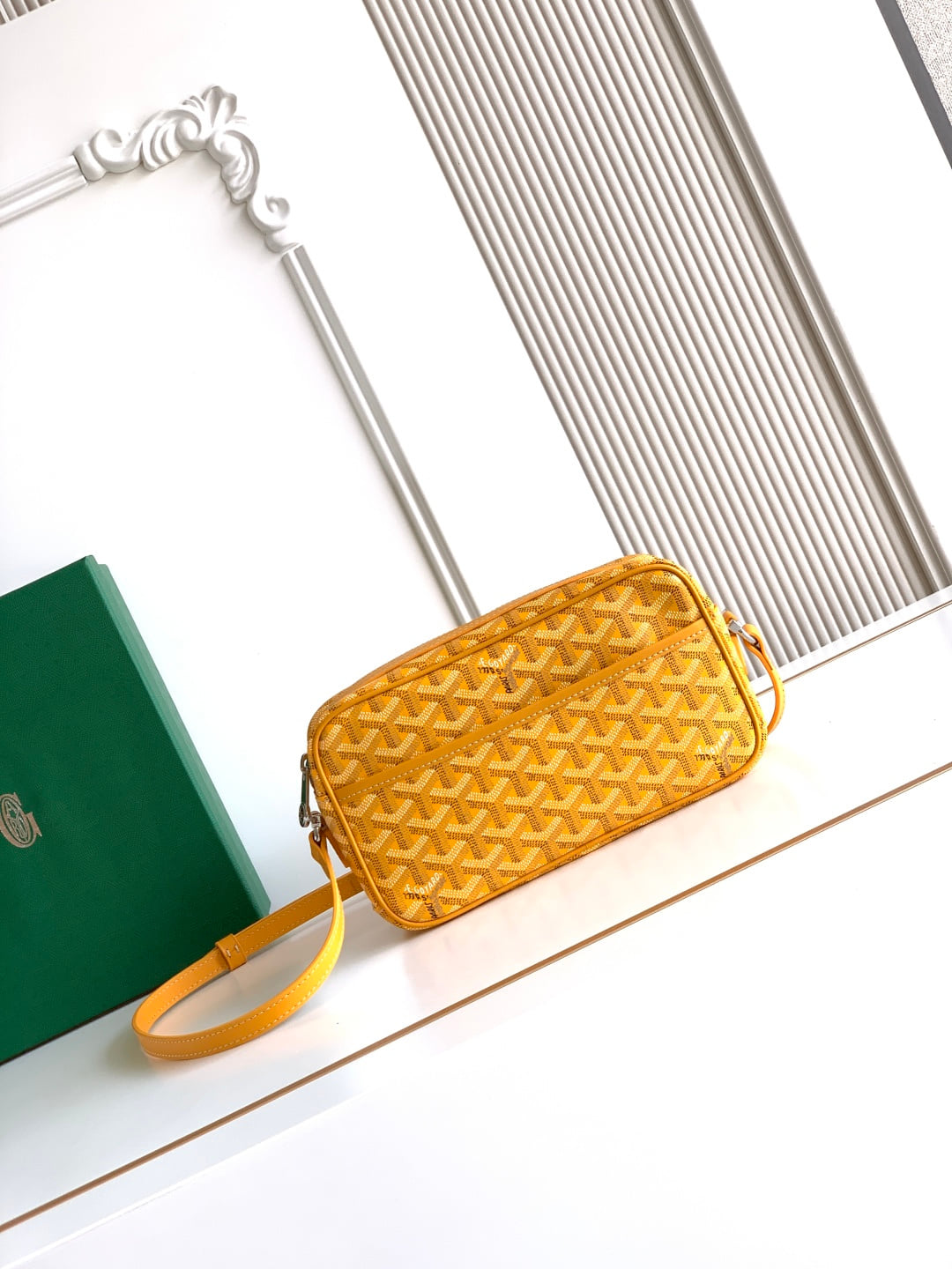 Cap-Vert - желтый Goyard 8304.A3