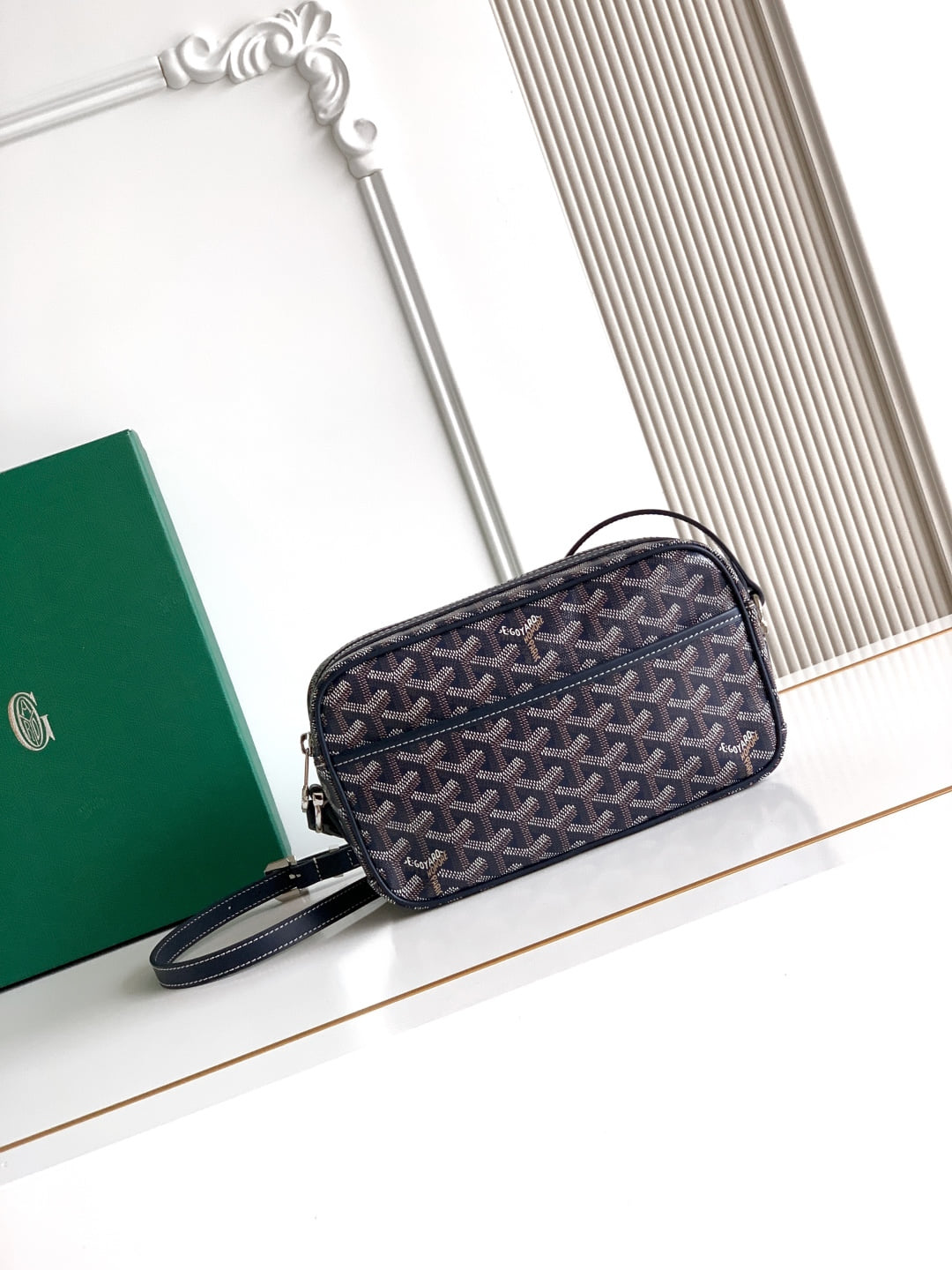 Cap-Vert - синий Goyard 8304.A10