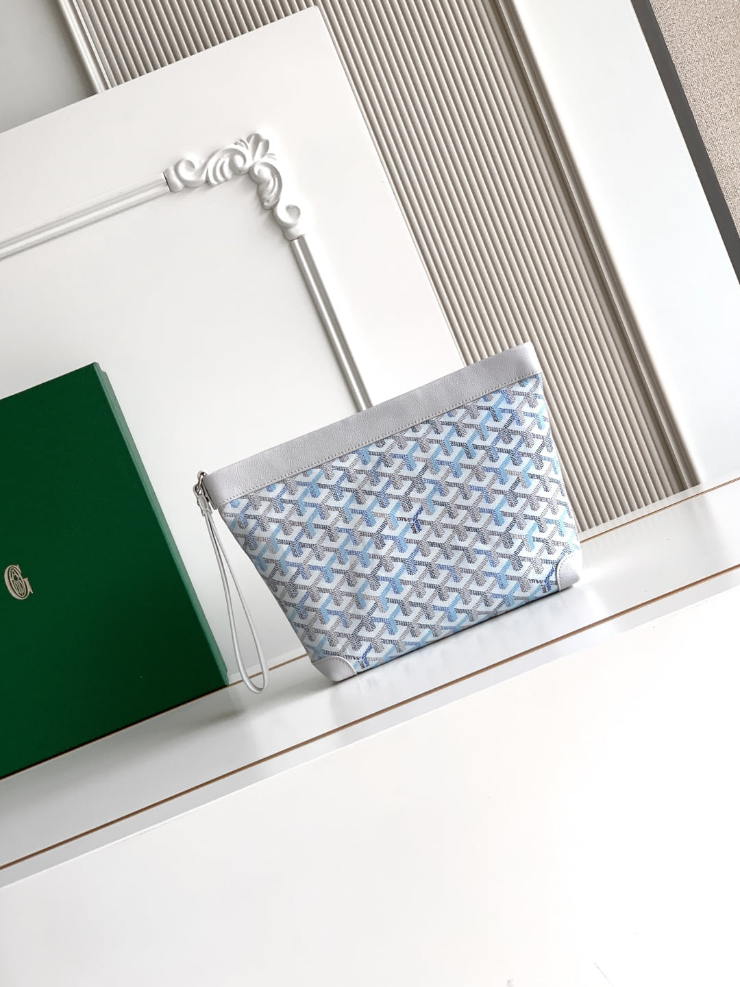 Conti - голубой Goyard 2303.A4