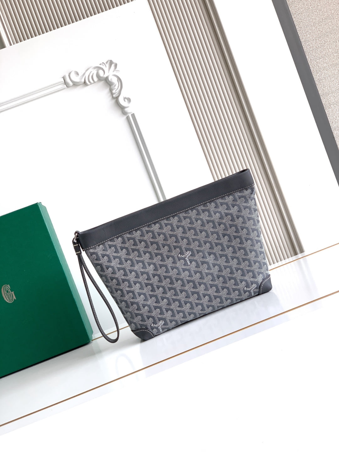 Conti - серый Goyard 2303.A12