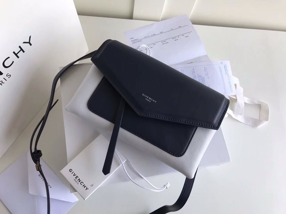 Duetto Crossbody Givenchy 7990.4