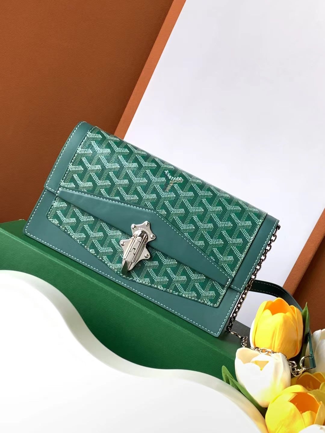 Duchesse Marie-Caroline - зеленый Goyard 020241.A7