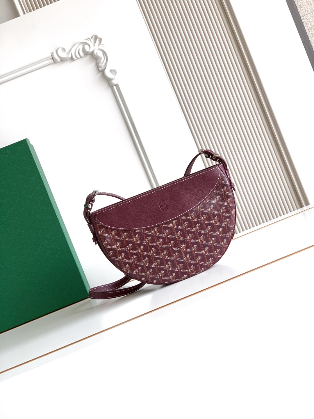 Hirondelle Goyard 020247.A4
