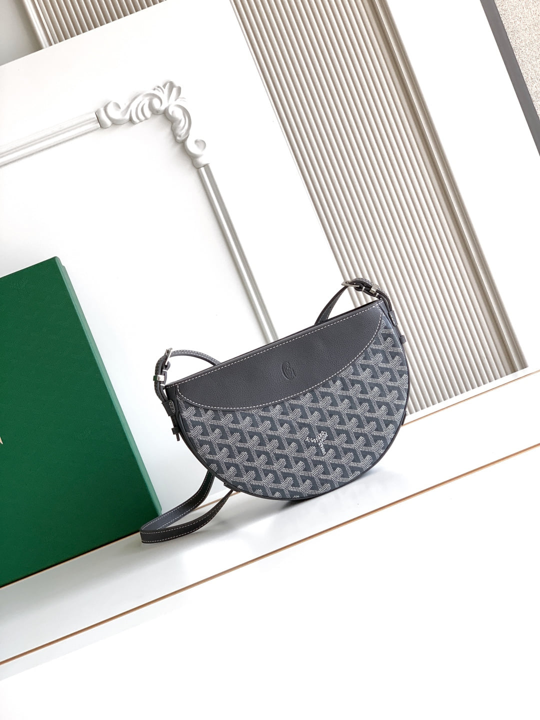 Hirondelle Goyard 020247.A5
