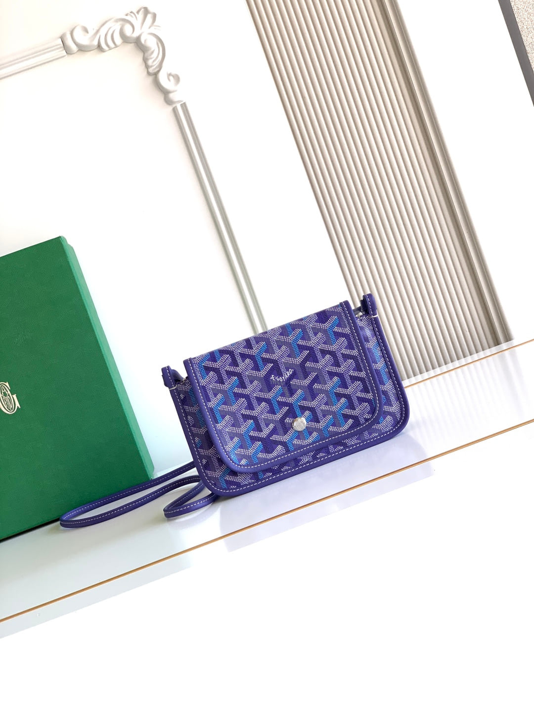 Plumet - фиолетовый Goyard 5509.A4