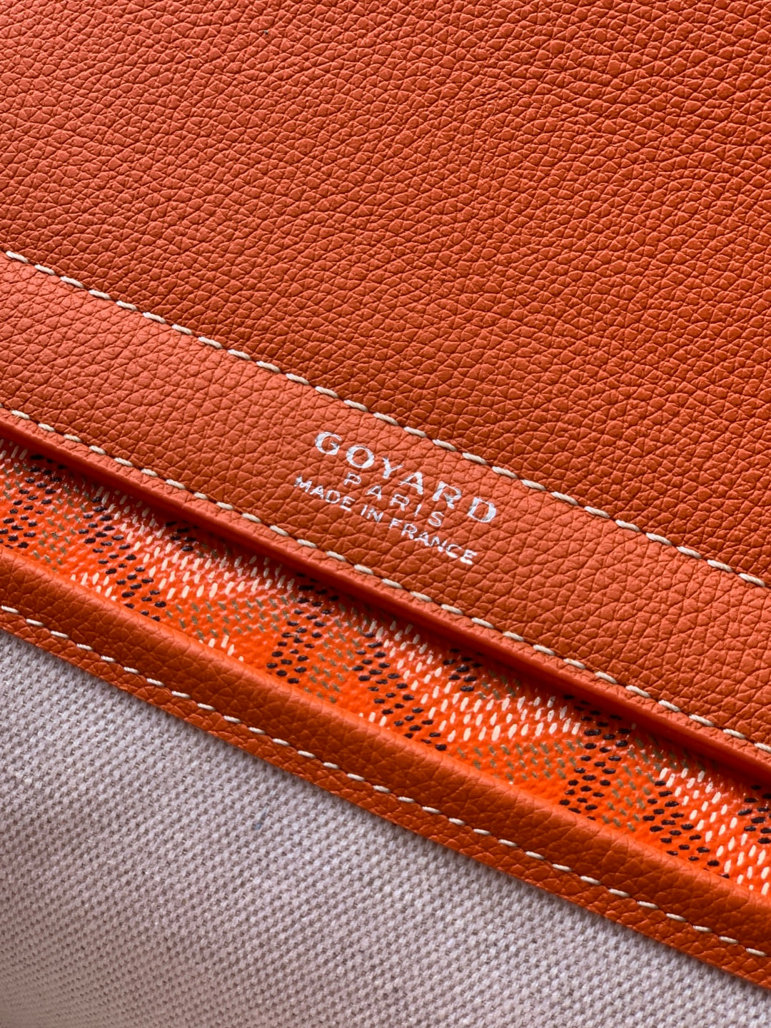 Rouette - оранжевый Goyard 6685.A11