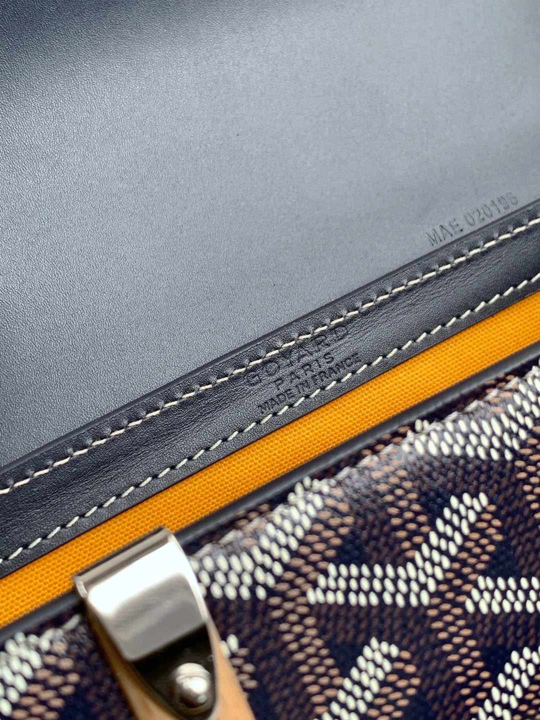 Saïgon Structuré - синий Goyard LAR.A9