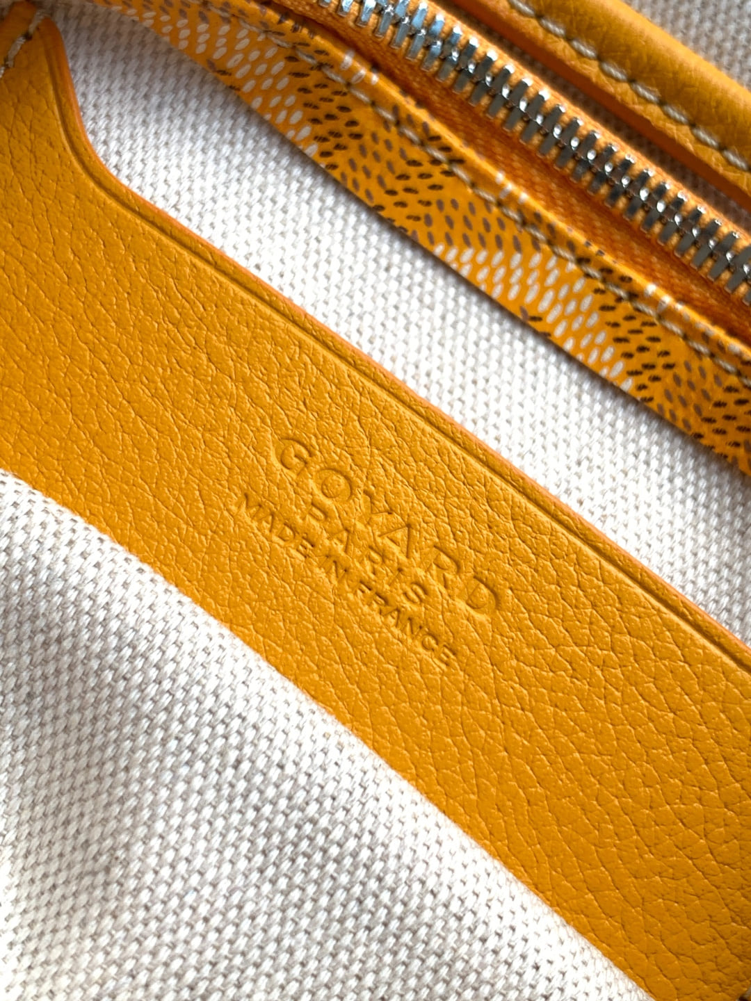 Saint Louis - желтый Goyard 5509.A14
