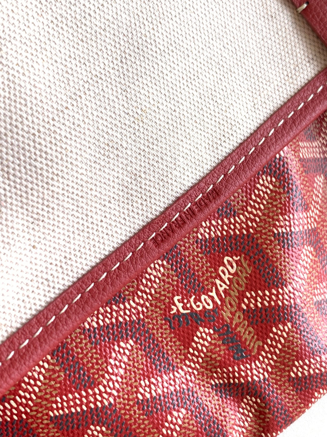 Saint Louis - красный Goyard 6603.A5