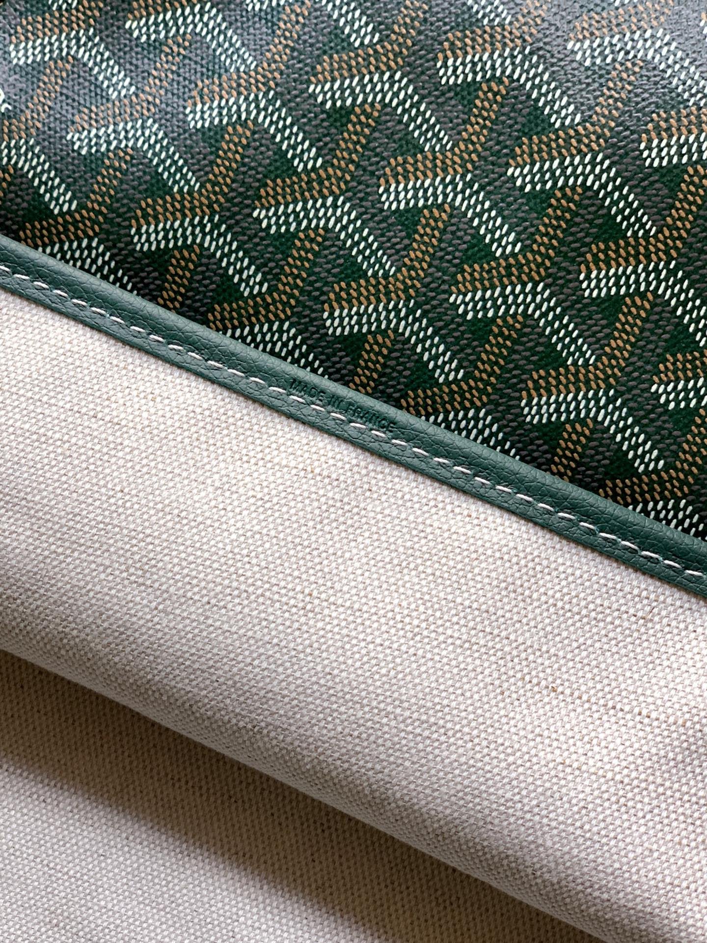 Saint Louis GM - темно-зеленый Goyard 020146L.A5