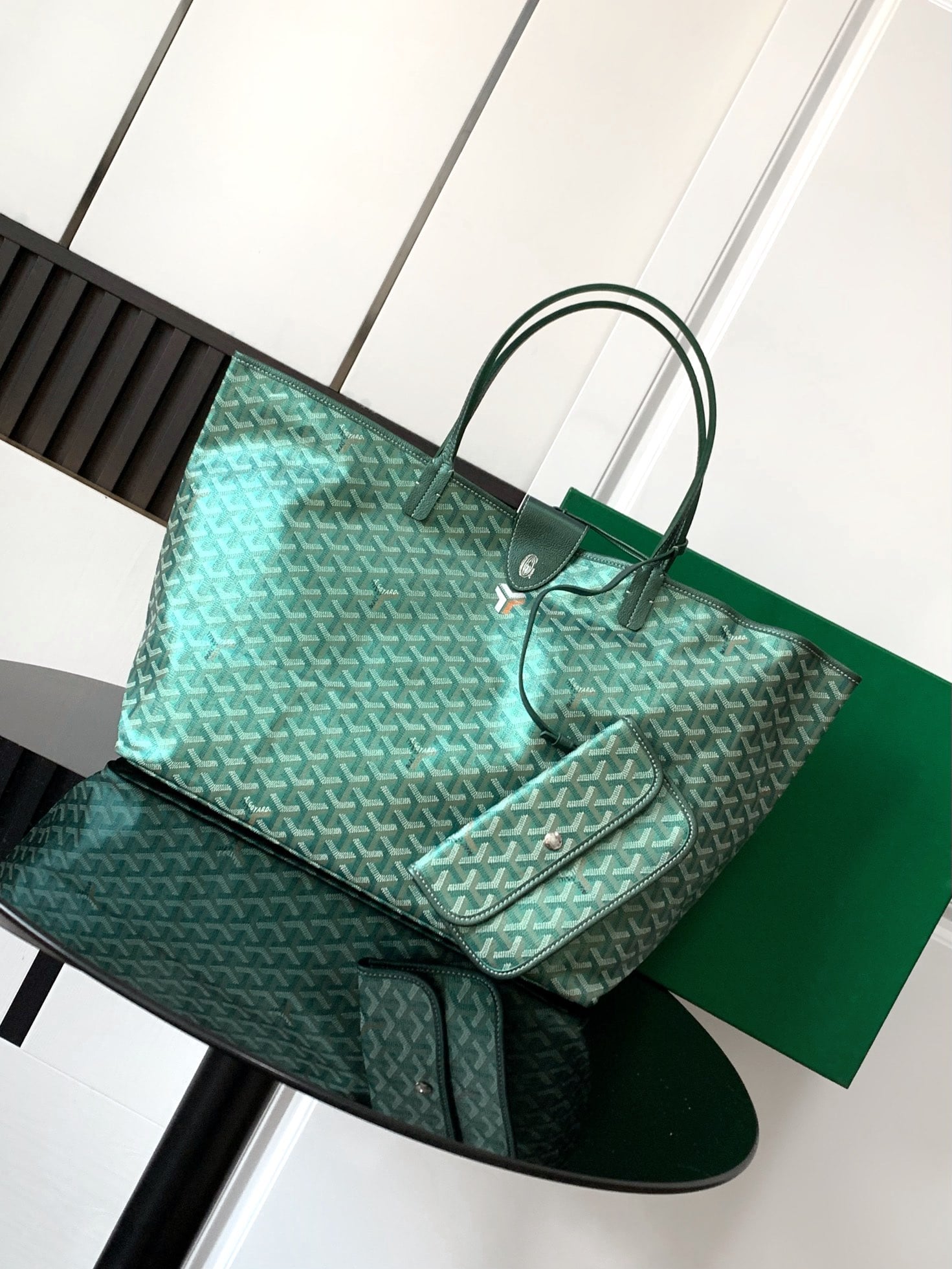 Tote - перламутровый Goyard 020146L.A16