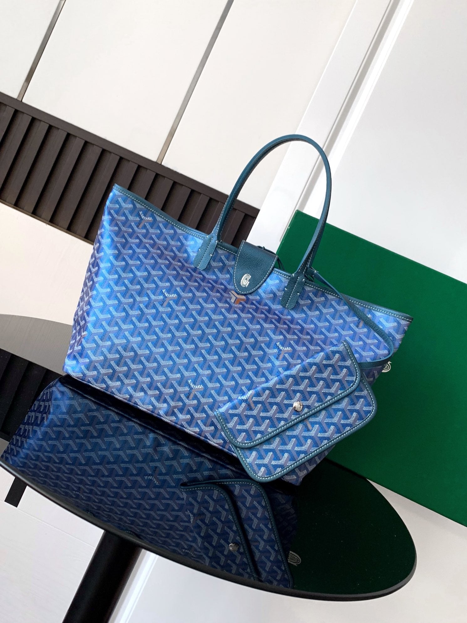 Tote - перламутровый Goyard 020146M.A13