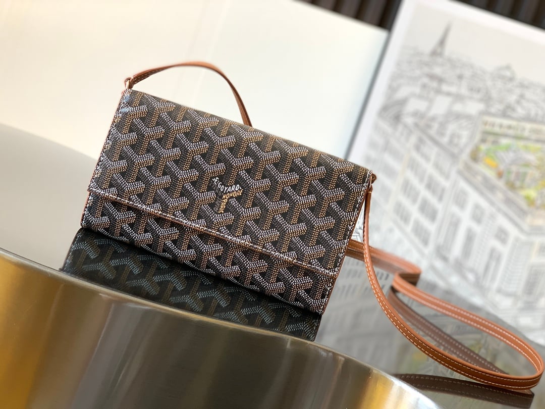 Varenne Goyard 020177.A3
