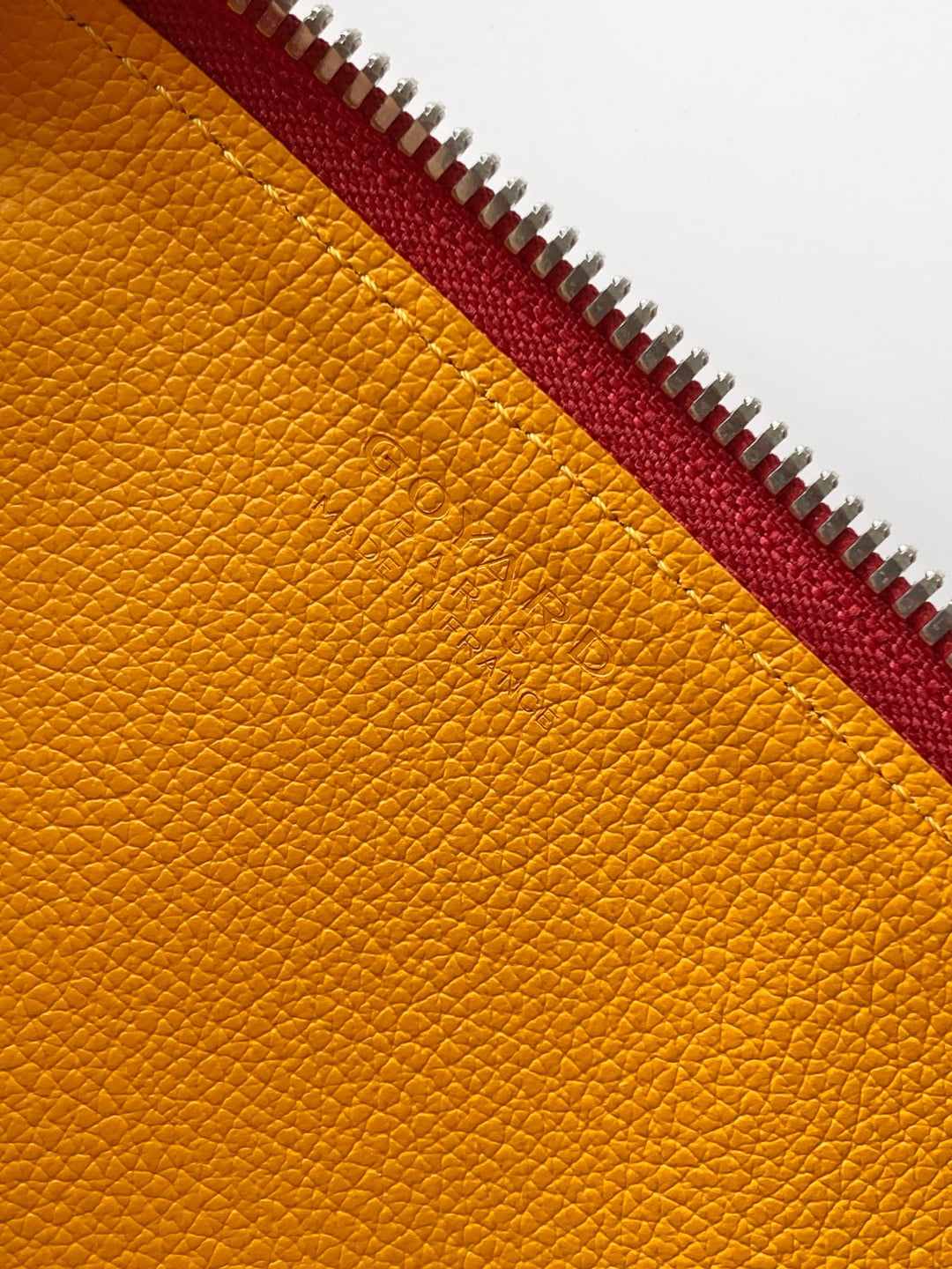 Vintage Baguette - красный Goyard 8039.A9