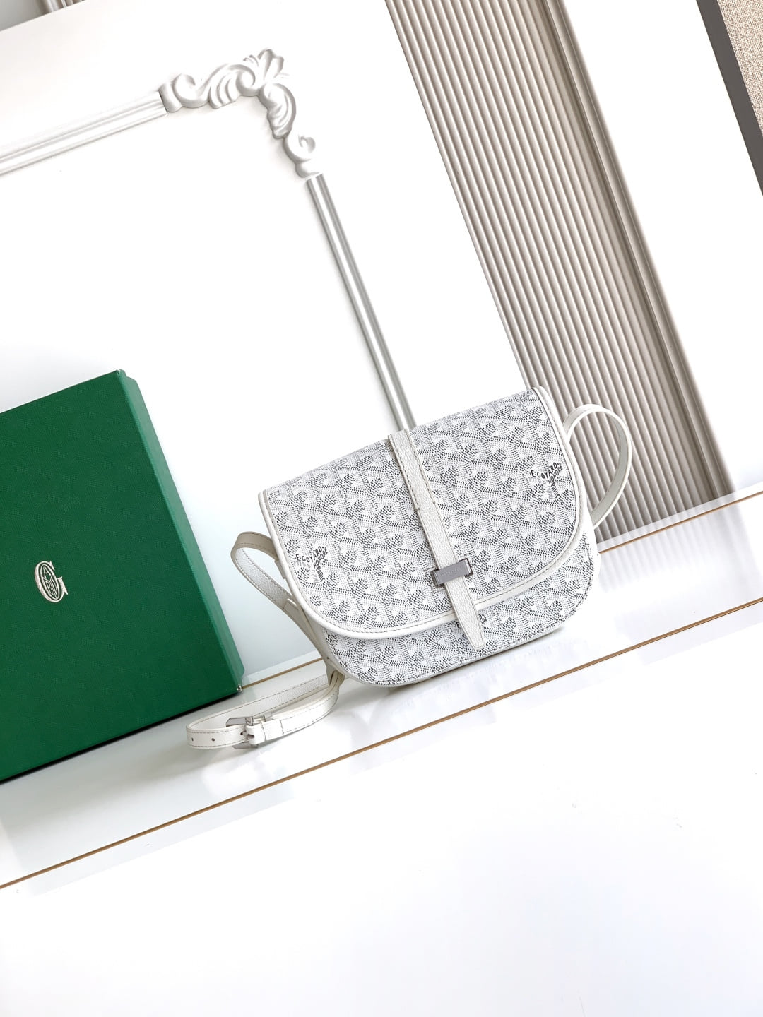 Belvédère Goyard 9202.A9