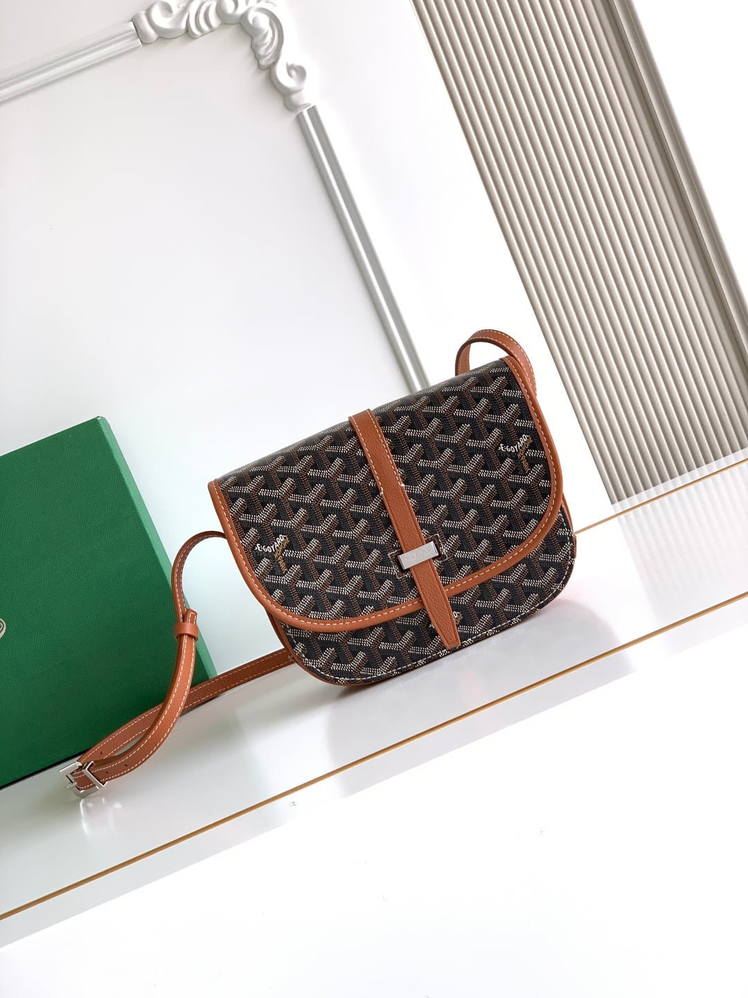 Belvédère Goyard 9202.A11