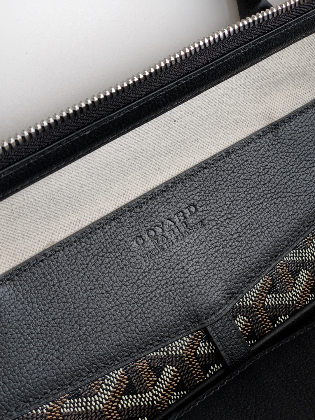 Cisalpin Goyard GY-84878809.A1