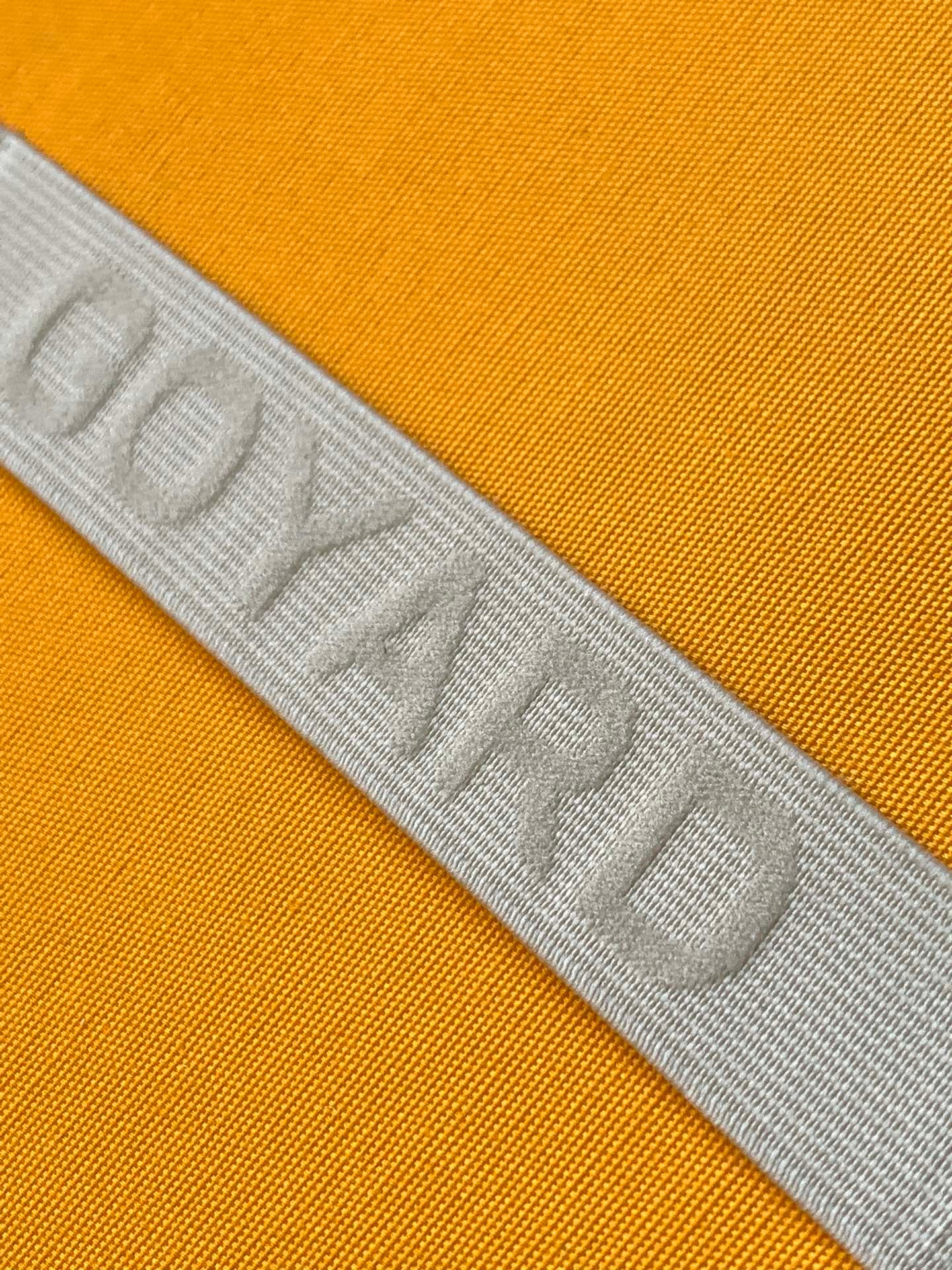 Compagnon Universel - серый Goyard 8065.A4