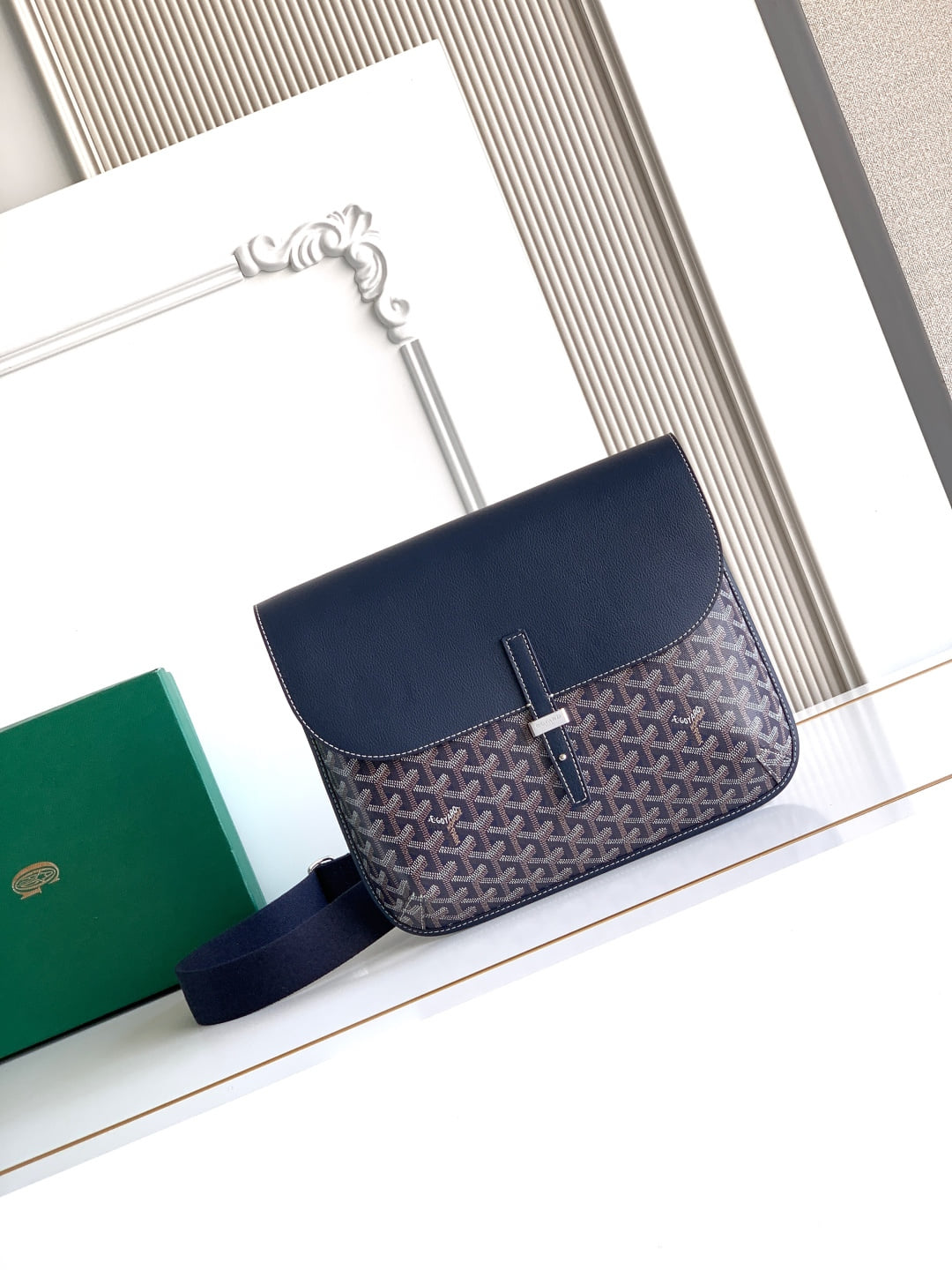 Coursier Goyard GY-85286375.A4
