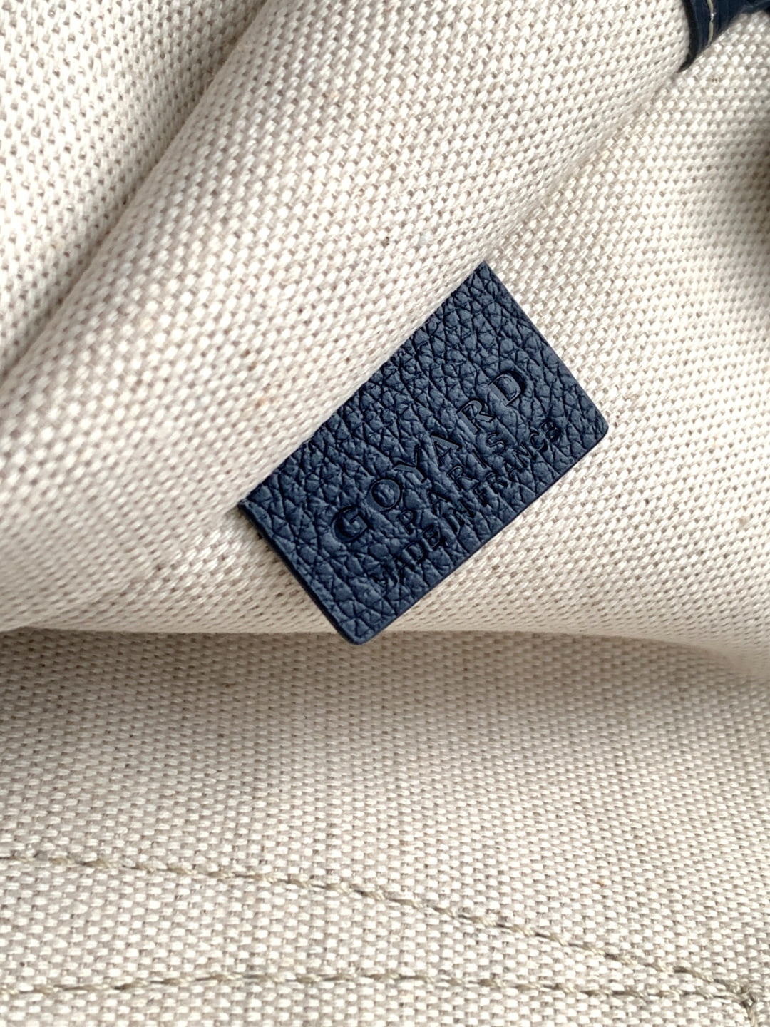 Morvan - синий Goyard 120241.A4