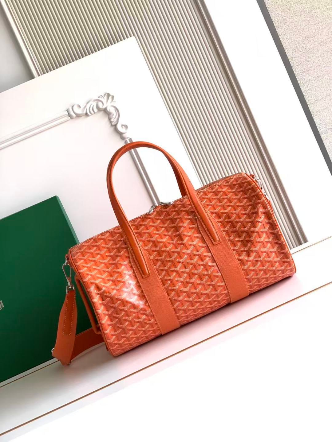 Barrel 40 - оранжевый Goyard 8307.A8
